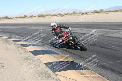 media/Dec-01-2025-Moto Forza (Mon) [[2daa91e15f]]/3-Beginner Group/Session 4 (Turn 10 Inside)/